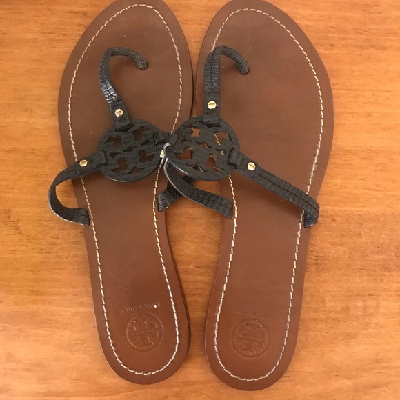 Tory Burch Flipflop/Sandals - Picture 2 of 3